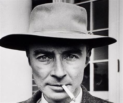 J. Robert Oppenheimer Biography - Childhood, Life Achievements & Timeline