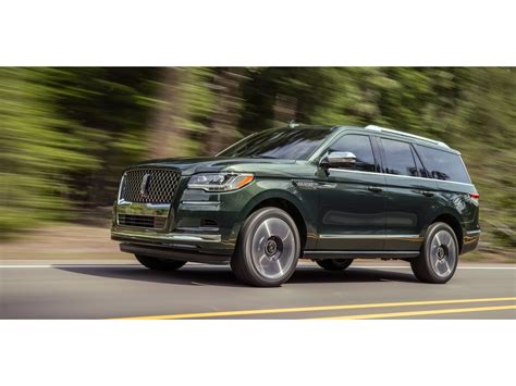 2023 Lincoln Navigator: 133 Exterior Photos | U.S. News