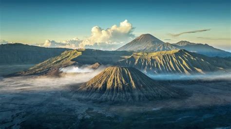 Gambar Pemandangan Alam Gunung Bromo - Blacki Gambar