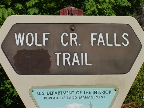 Oregon's Trails: Wolf Creek Falls