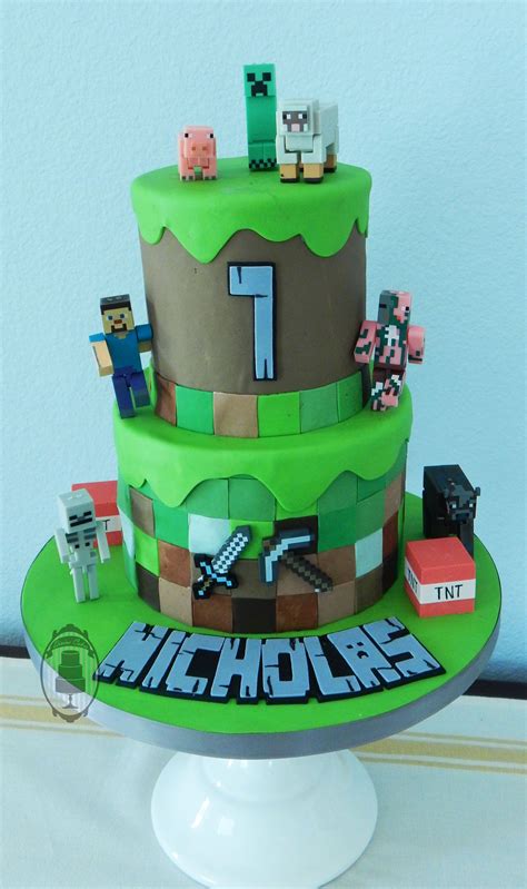 Minecraft cake! #boysbirthdaycakes | Minecraft birthday cake, Childrens ...