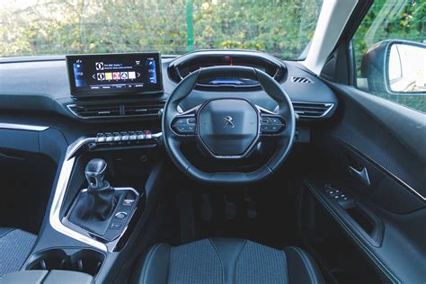 Peugeot 5008 Interior, Sat Nav, Dashboard | What Car?