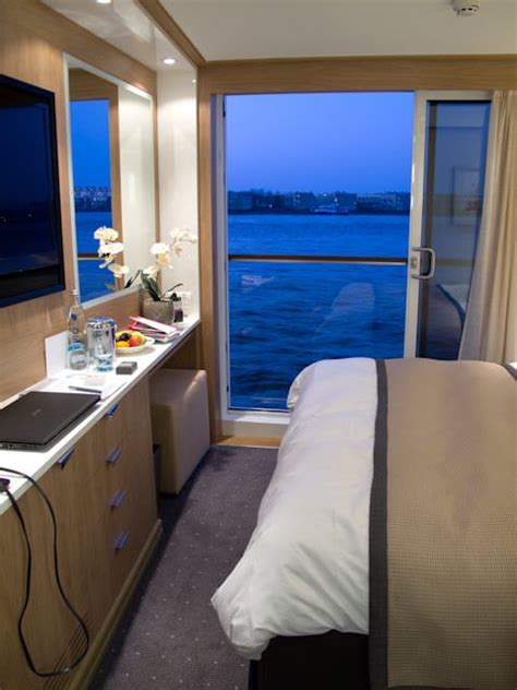 Rooms With A View: River Cruise Windows, French Balconies & Verandas ...