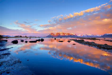 Midnight sun by Kjersti Busk Joergensen / 500px | Midnight sun, Lofoten ...