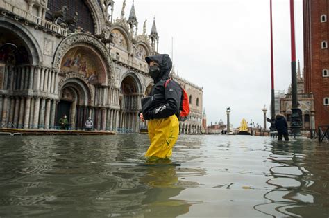 Venice Flooding Is Getting Worse From Rising Sea Levels - Bloomberg