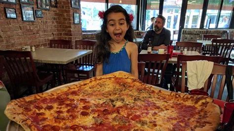 king5.com | Italian Family Serves Up Pizza at Italian Family Pizza