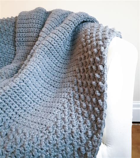 "FAITH" CHUNKY CROCHET BLANKET - Free Pattern ⋆ lulostitchco.com