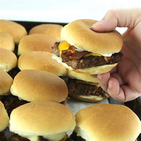 Easy Bacon Cheeseburger Sliders – Must Love Home