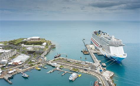 NCL Escape, Royal Naval Dockyards, Bermuda : r/Cruise