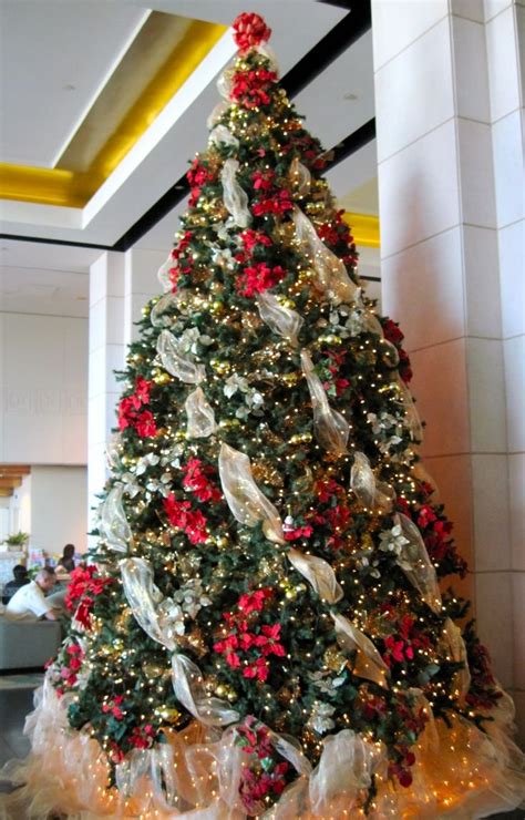 40 Christmas Tree Decorations With Garland - Decoration Love