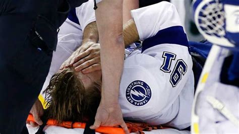 Fans react to Steven Stamkos injury | CBC Sports