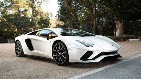 Lamborghini Aventador S laptimes, specs, performance data - FastestLaps.com