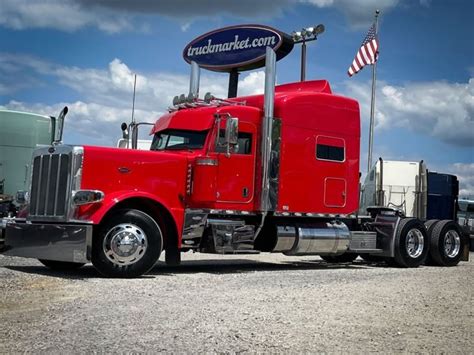 2011 PETERBILT 388 SLEEPER 127029 - Truck Market