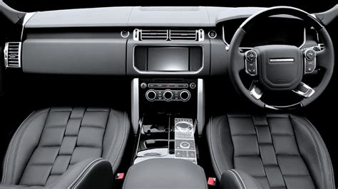 A Kahn Design Unveils its 2013 Range Rover Vogue Interior Package