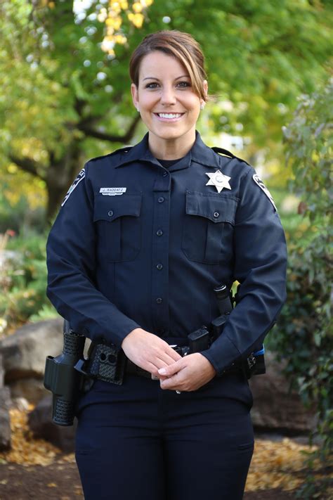 Women in uniform: A 'necessity in today's law enforcement community' | KBOI