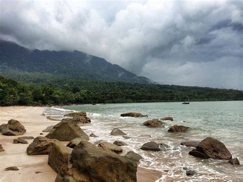 April 7, 2014 · Isn't our Santubong beach beautiful? Good morning ...