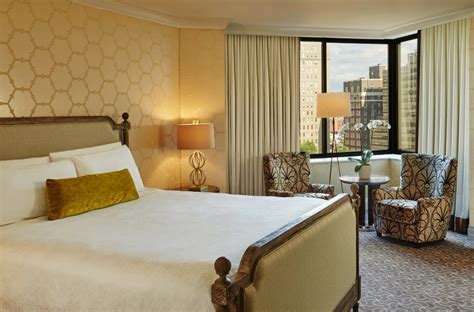 Luxury Center City Philadelphia Hotels | The Rittenhouse