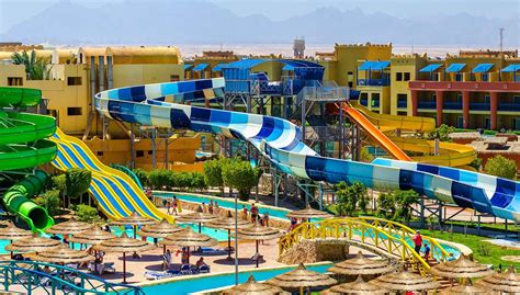 LUXE overwinteren in Egypte! 4**** All Inclusive Titanic Aqua Park ...