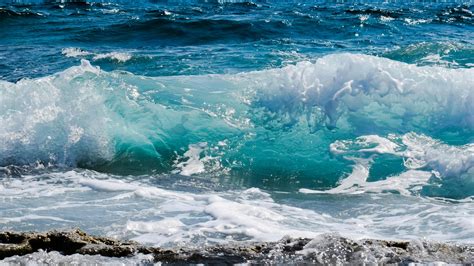 Sea Waves Hitting Rocks · Free Stock Photo