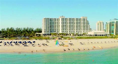 Florida Hotels Reservation: Fort Lauderdale Marriott Harbor Beach ...