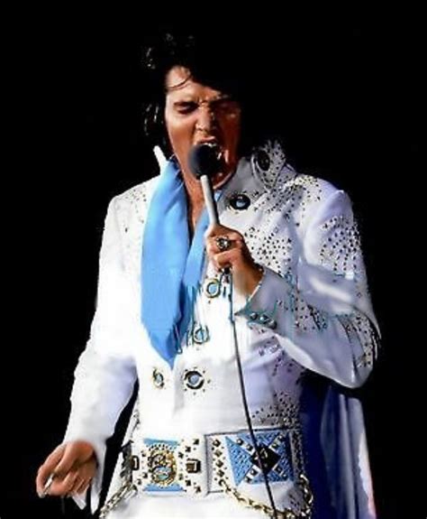 442 best ELVIS LIVE ON STAGE 1972 images on Pinterest | Elvis presley ...