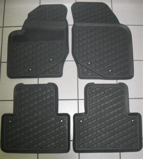 NEW VOLVO XC90 S80 XC70 S60 Rubber Floor Mats / Trays | eBay