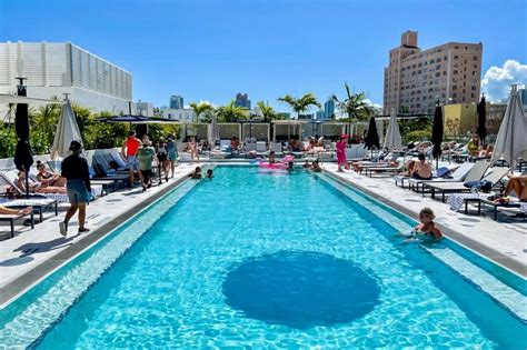 Top 10 hotels in Miami with incredible pools 2024