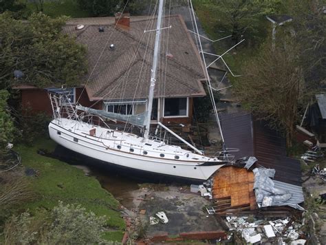 Photos: Flooding, damage left in wake of Hurricane Florence | MPR News