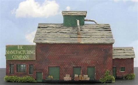 n scale factory | Model trains, Model train layouts, Ho scale buildings