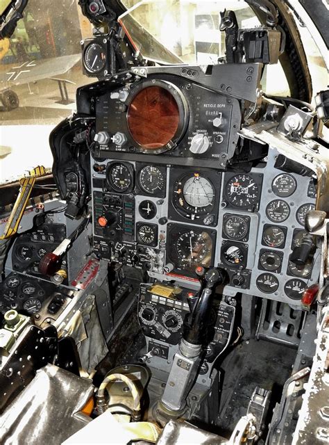 F4 Phantom pilots cockpit - RAF Museum Hendon | Jet fighter pilot ...