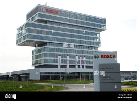 Renningen, Deutschland. 22. April 2016. Das Bosch-Logo ist in einem ...