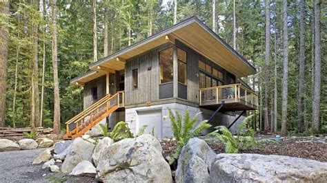 10 Amazing Off Grid Homes that You Can Get Today