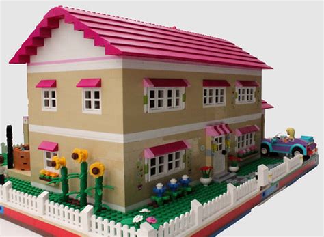 FriendsBricks: Olivia's House as Full Modular build