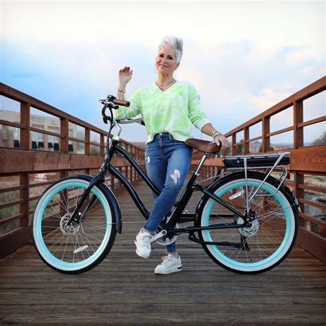 Electric Bikes with Throttle | What you Need to Know About Ebikes with ...