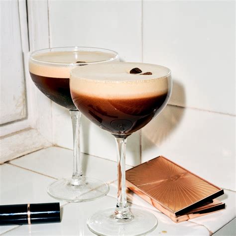 Espresso Martini Recipe | Absolut Drinks