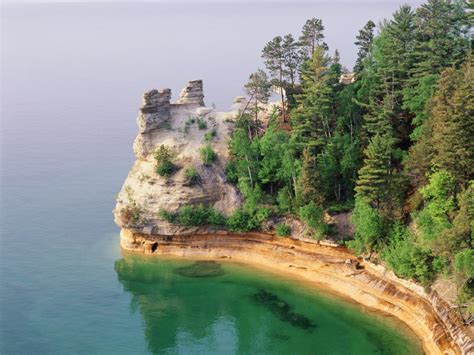 National Parks in Michigan | Travel Channel