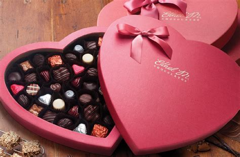 12 Best Valentines Gift Ideas For Her in This 2016 – InspirationSeek.com