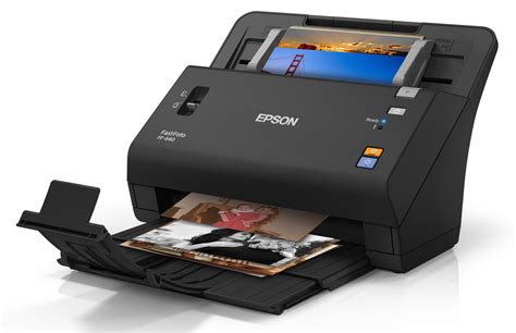 Epson FastFoto FF640 - superszybki skaner do papierowych odbitek foto