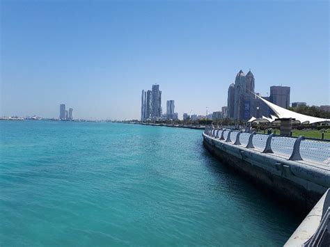 6 Must-Try Activities at Corniche Beach You’ll Regret Missing