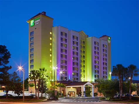 Holiday Inn Express & Suites Nearest Universal Orlando Hotel by IHG