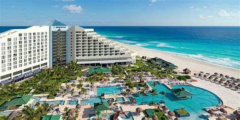 Four Diamond Beachfront Resort in Cancun: 4 Nights w/Air | Travelzoo