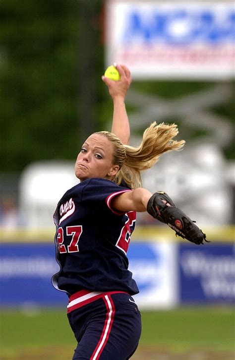 The 11 best college softball pitchers of all time | NCAA.com