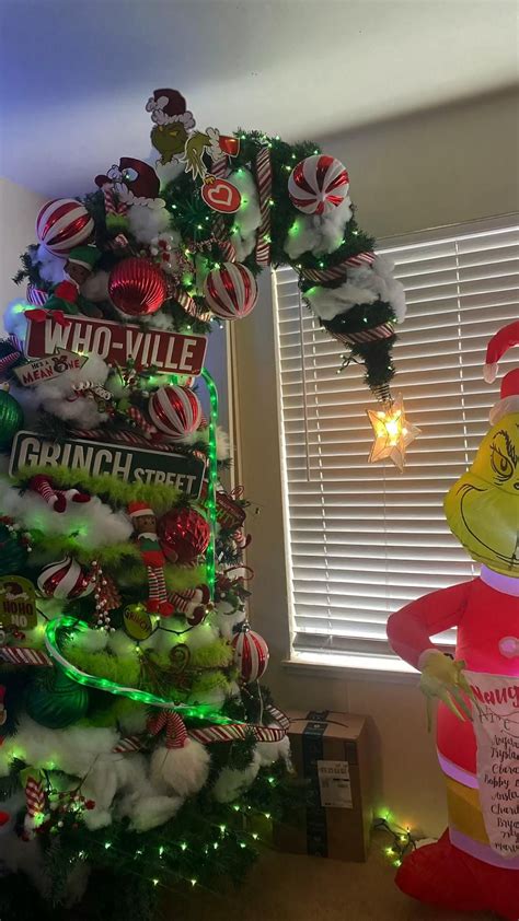 Grinch whoville christmas tree – Artofit