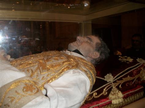 Back From The Dead: 300 Years Old Body Of A Saint Girl Opens Eyes ...