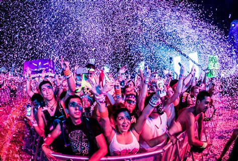 What is a Rave? - Guide to Raving | iHeartRaves