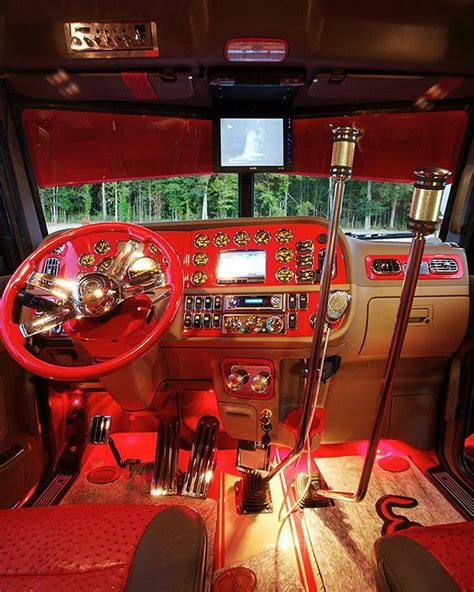 Peterbilt Show Trucks Interior | Psoriasisguru.com