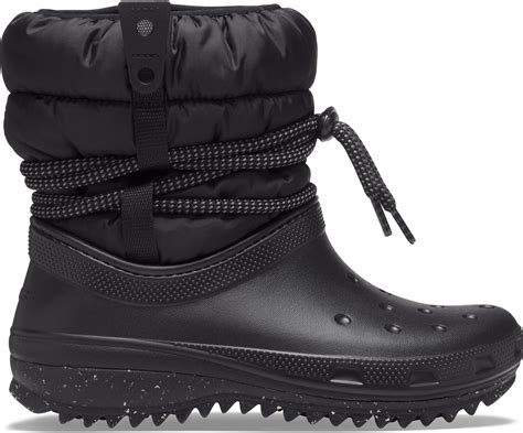 Crocs Classic Neo Puff Luxe Boot black au meilleur prix sur idealo.fr