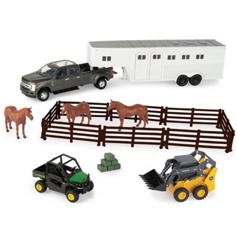 Ford F-350 Quad Cab Pickup Truck with Horse Trailer Playset, 1 - Kroger