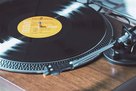 La historia del Vinilo … | Nuestras Charlas Nocturnas