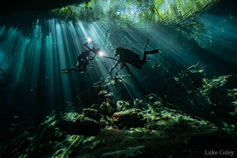 Top 11 Tips for Cenote Photography - Underwater Photography Guide